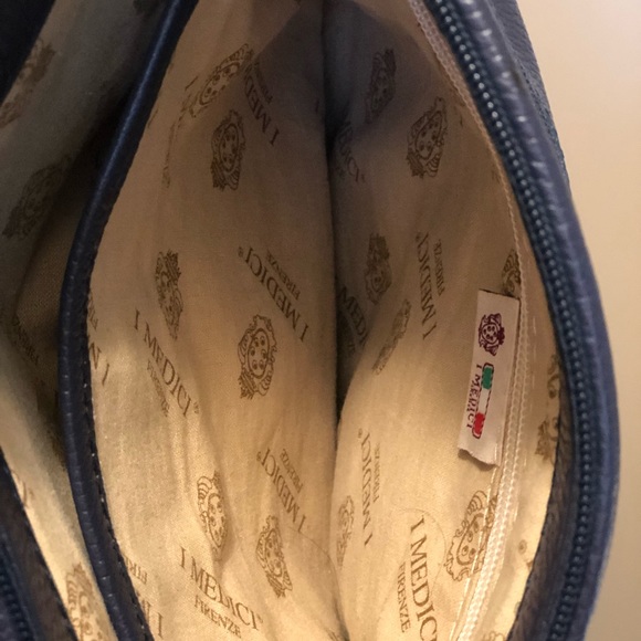 I MEDICI FIRENZE  ITALIAN LEATHER CROSS-BAG - Picture 6 of 9